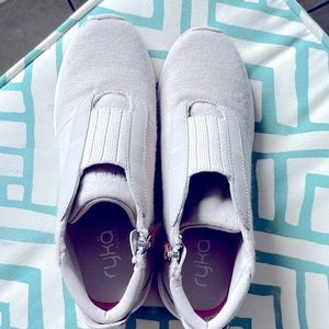 Ryka wedge Slip-On Wool Sneaker Boots size 8.5